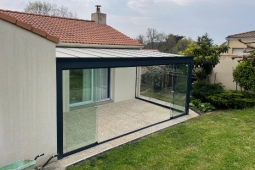 Pergola Vision avec parois coulissantes